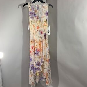 Calvin Klein Women's Petite Chiffon Sleeveless V N